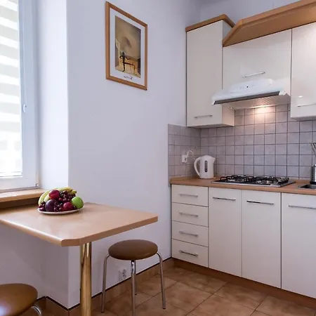 Modern Apartment At Classic Warsaw Exterior photo