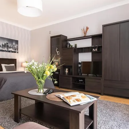 Modern Apartment At Classic Warsaw Exterior photo